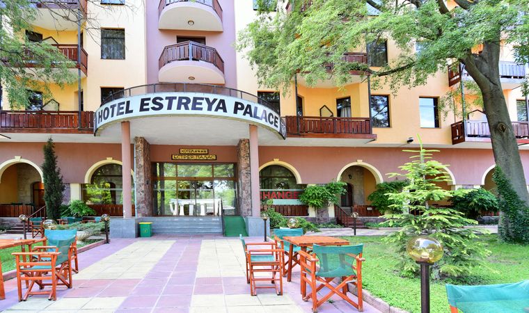Estreya Palace (1)